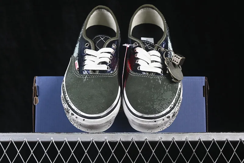 All categories Vans Vans series Vans Low Vans low-top Vans Authentic 44 Vans high-end branch low-top casual skateboard shoes VN000DB824O